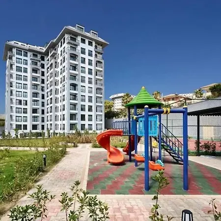 Annabella Alanya